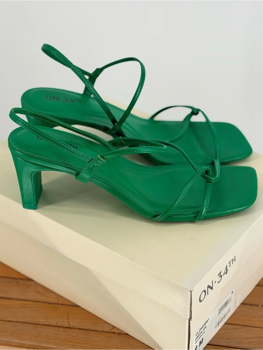 New on 34th Women’s Green Strappy Block Heel Sandals 9M